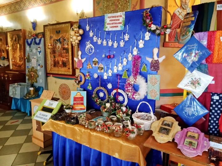 В Алексеевском проходит благотворительная Рождественская ярмарка