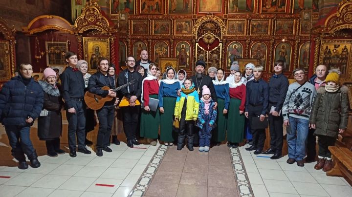 В Алексеевском выступил православный хор "Вера"