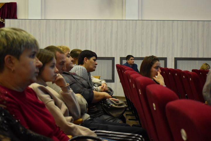 В Алексеевском РДК прошла встреча с родственниками мобилизованных