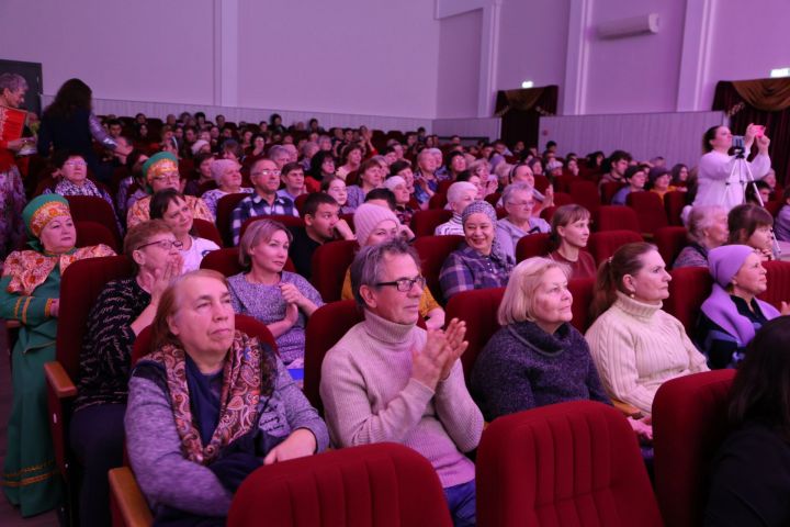 В Алексеевском состоялся смотр-конкурс народной песни имени Лидии Ольневой