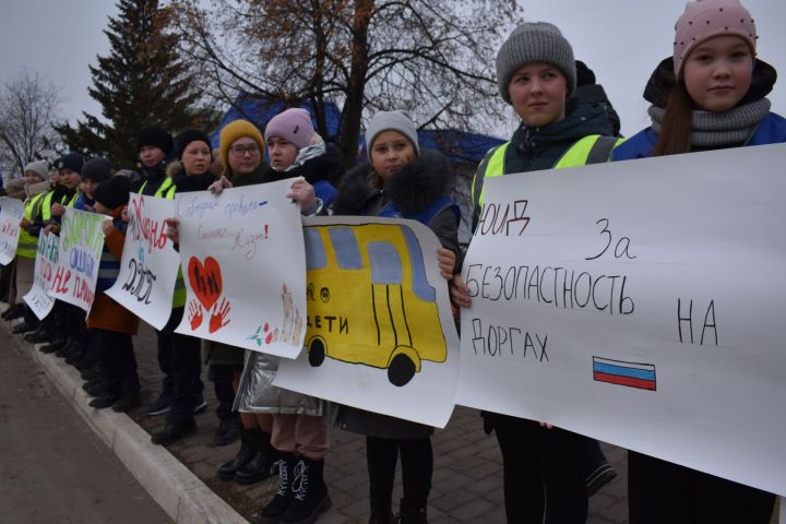 В Алексеевском прошла акция, посвященная Всемирному дню памяти жертв ДТП