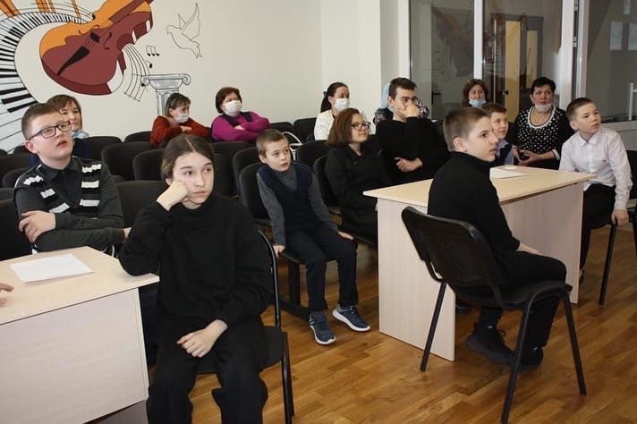 В Большетиганской школе им. А. Баттала специалисты подросткового клуба "Импульс" и отдела образования организовали квиз-игру
