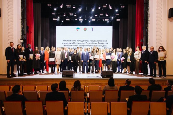 Студент Алексеевского аграрного колледжа получил стипендию от Президента Татарстана