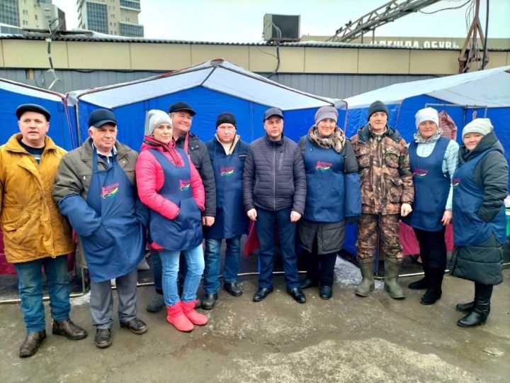 Алексеевцы представили свою продукцию на сельскохозяйственной ярмарке в Казани