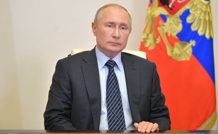 Президент России разрешил россиянам полгода не платить кредиты