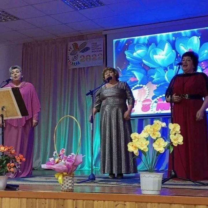 6 марта в Ялкынском СДК прошёл праздничный концерт "Для вас любимые"
