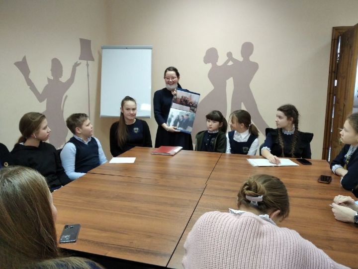Ученики второй школы Алексеевского рассказали о школьном самоуправлении