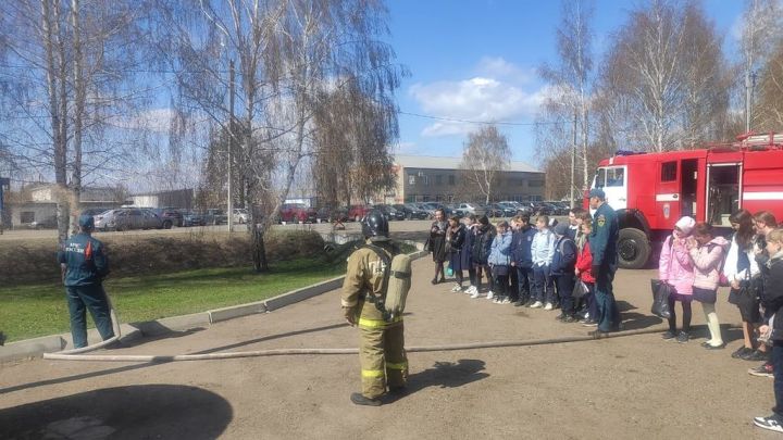 В Алексеевском районе прошли дни открытых дверей в пожарно-спасательной части