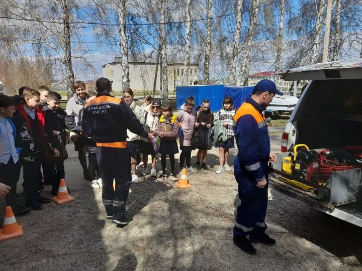В Алексеевском районе прошли дни открытых дверей в пожарно-спасательной части