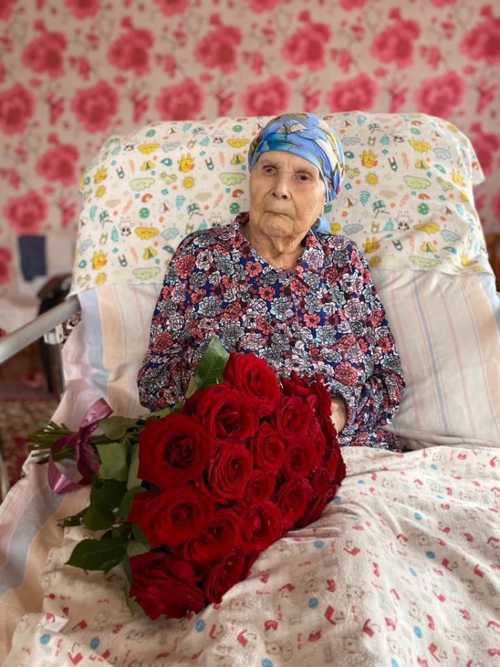 20 мая день рождения отмечает долгожительница нашего района Суниева Бибинара Шамсувалеевна