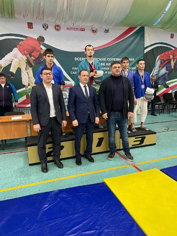 Алексеевские борцы заняли весь пьедестал Всероссийского турнира по борьбе на поясах