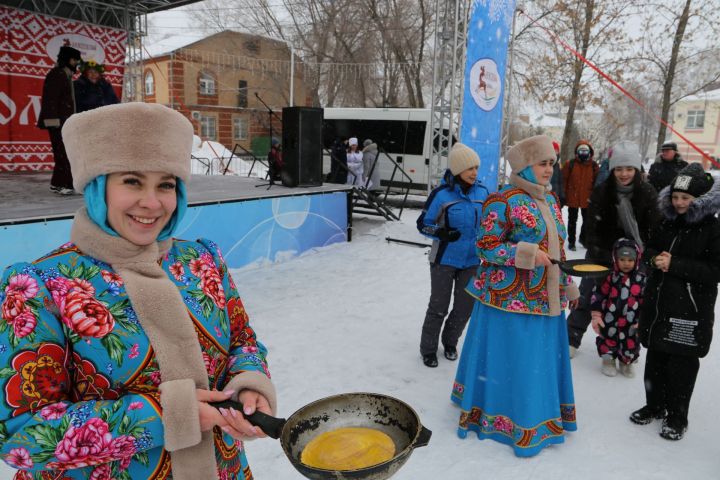 Алексеевцы весело и задорно проводили зиму