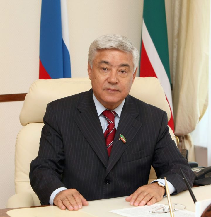 Татарстан Республикасы Дәүләт Советы Рәисе Ф.Х. Мөхәммәтшинның  Татарстан Республикасы Дәүләт гербы көне уңаеннан котлавы