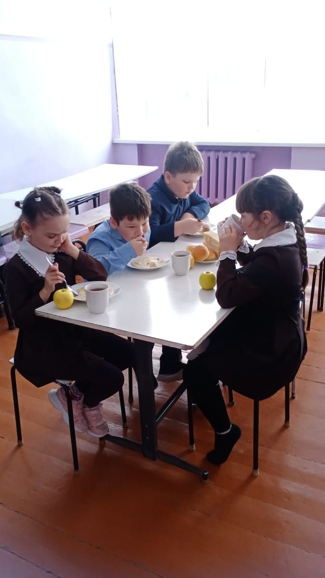 Алексеевские родители осуществляют контроль питания