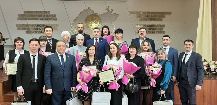 Алексеевские учителя стали победителями акций «Марафон общения» и «Больше слов»