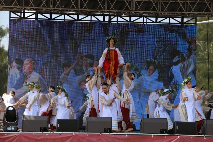 Фоторепортаж: в Алексеевском проходит XXI фестиваль колокольного звона «Алексеевские перезвоны – 2023»