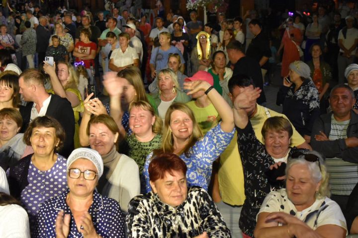Фоторепортаж с вечернего концерта Фестиваля «Алексеевские перезвоны-2023»