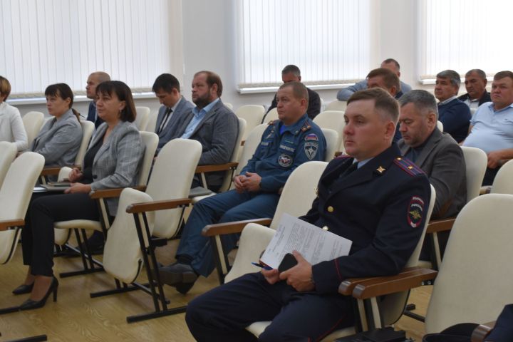 В Алексеевском прошло расширенное заседание комиссии по БДД