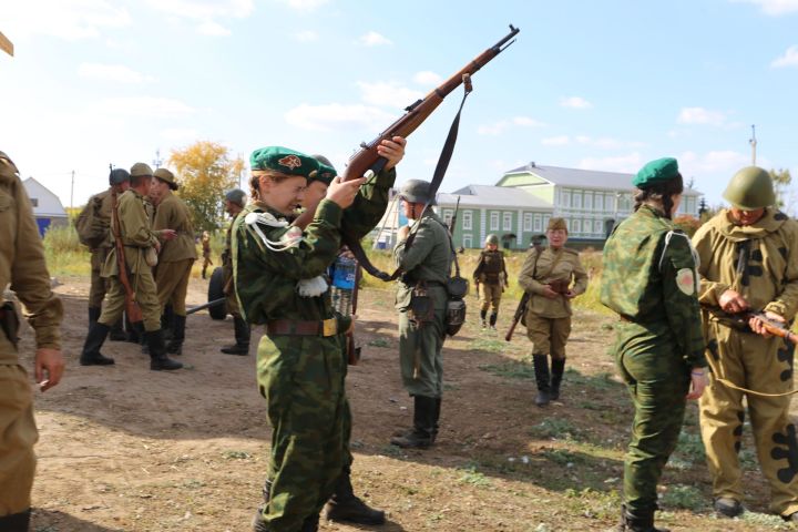 В Билярске провели военно-историческую реконструкцию боя на Днепре