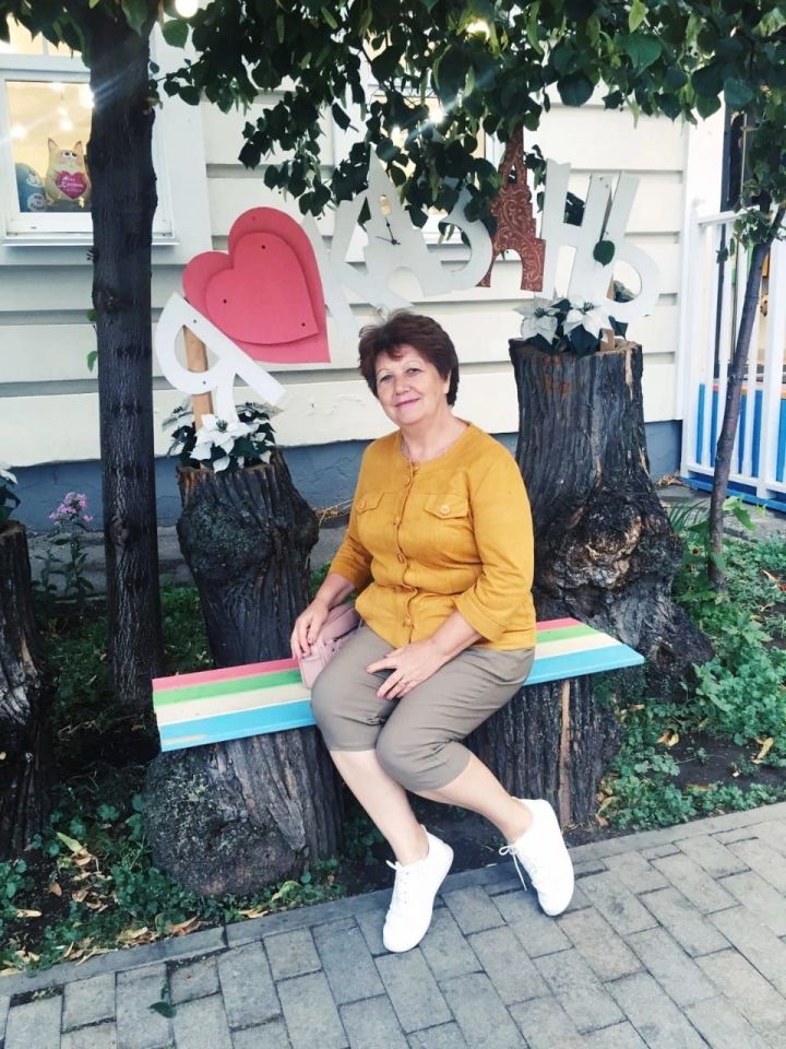 Жительница Левашево поздравила воспитателей с профессиональным праздником