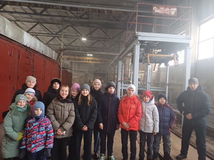 Специалист Центра занятости организовала экскурсию на предприятие Алексеевского района