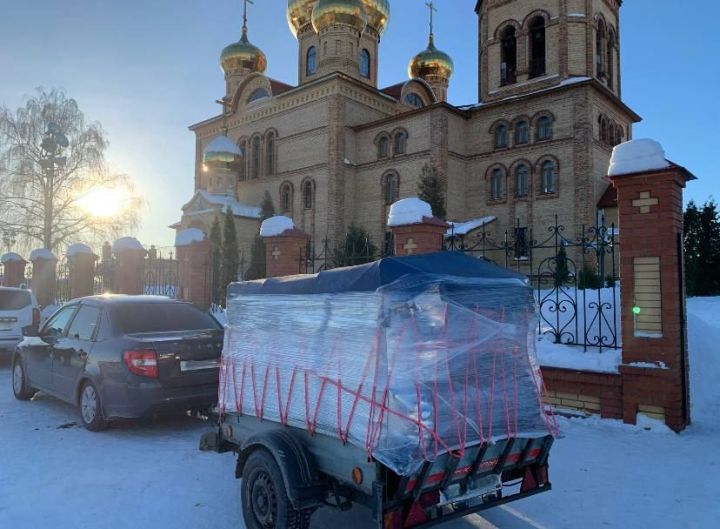 Алексеевцы отправили очередной гуманитарный конвой в зону СВО в помощь нашим мобилизованным