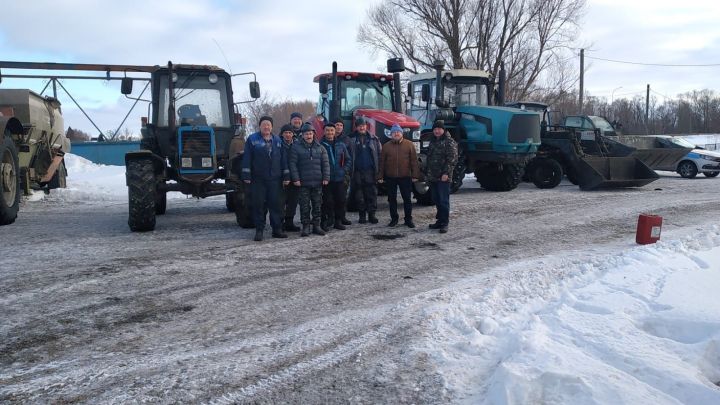 В Алексеевском начался технический осмотр тракторов и самоходной техники