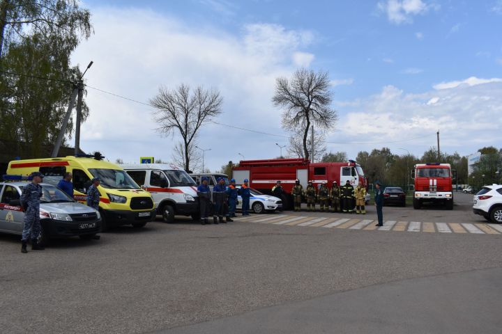 В первой школе Алексеевского прошли пожарно-тактические учения