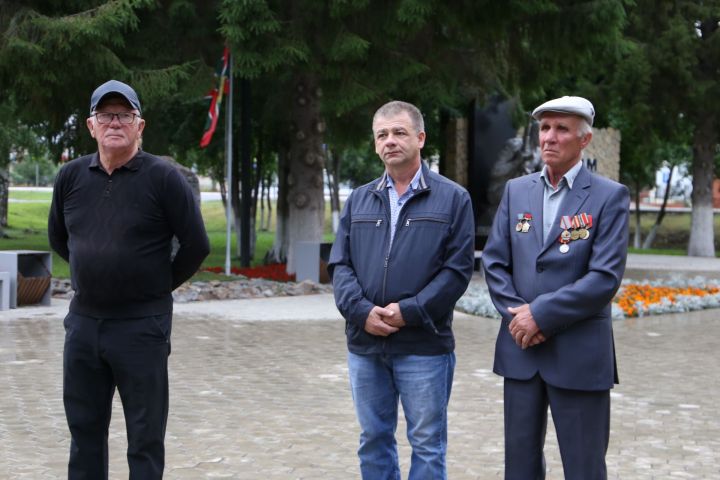 В Парке Победы состоялся памятный митинг в День памяти и скорби