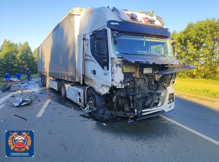 В Альметьевском районе семья из Оренбурга попала в ДТП