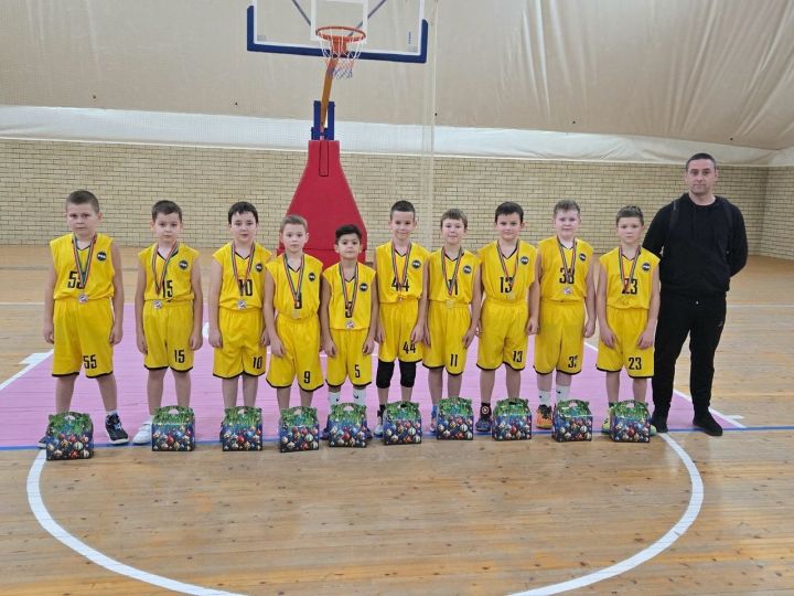 Алексеевские спортсмены — лучшие в баскетбольном турнире
