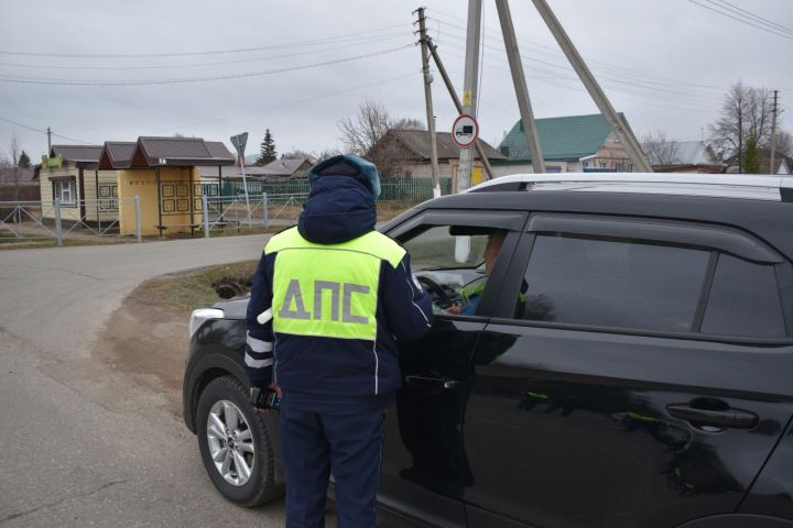 Татарстан ужесточает контроль за трудовой деятельностью иностранных водителей