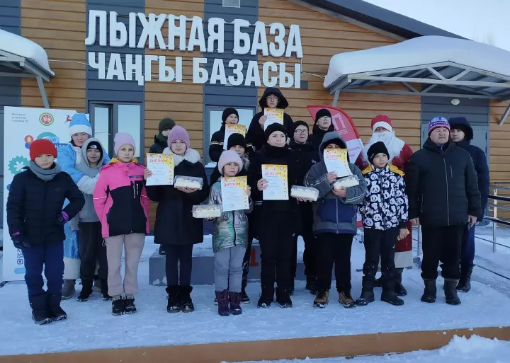 Юные и взрослые лыжники Алексеевского района вышли на старт «Ура, каникулы!»