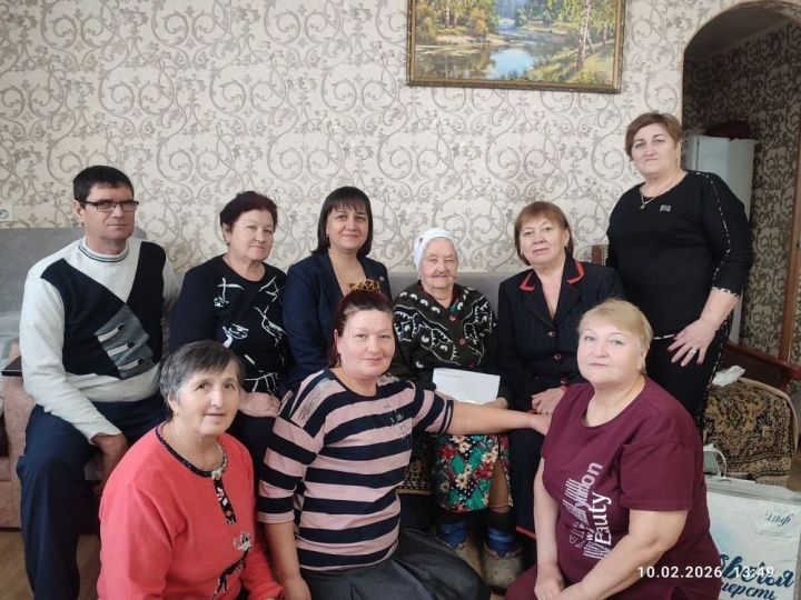 Алексеевск районы ветераны Пелагея Синаева 95 яшьлек юбилеен билгеләде