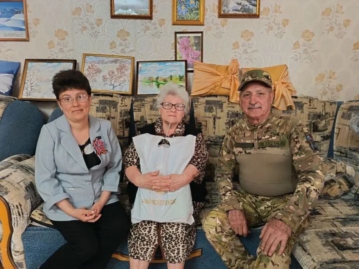 Ветераннарга Рәис исеменнән котлаулар: районда «Җиңү көне» акциясе узды