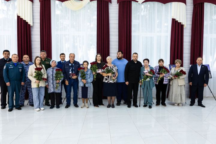 В Алексеевском районе чествовали людей труда