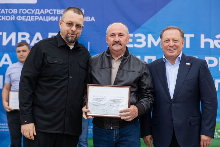 В Алексеевском районе чествовали людей труда